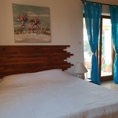 Levanda Apartment Pula Bagian luar foto